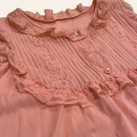 Vintage 60s Peignoir Set | Pink Nylon Nightgown + Robe, Lace Ruffles Cottage M/L - Picture 8 of 16